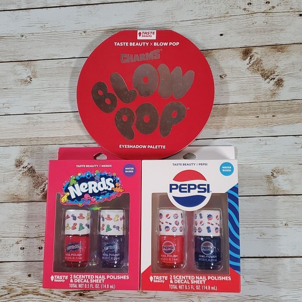 NWT Charms Blow‎ Pop Eyeshadow Palette 9 Shades w/ Mirror Nerds & Pepsi Polishes